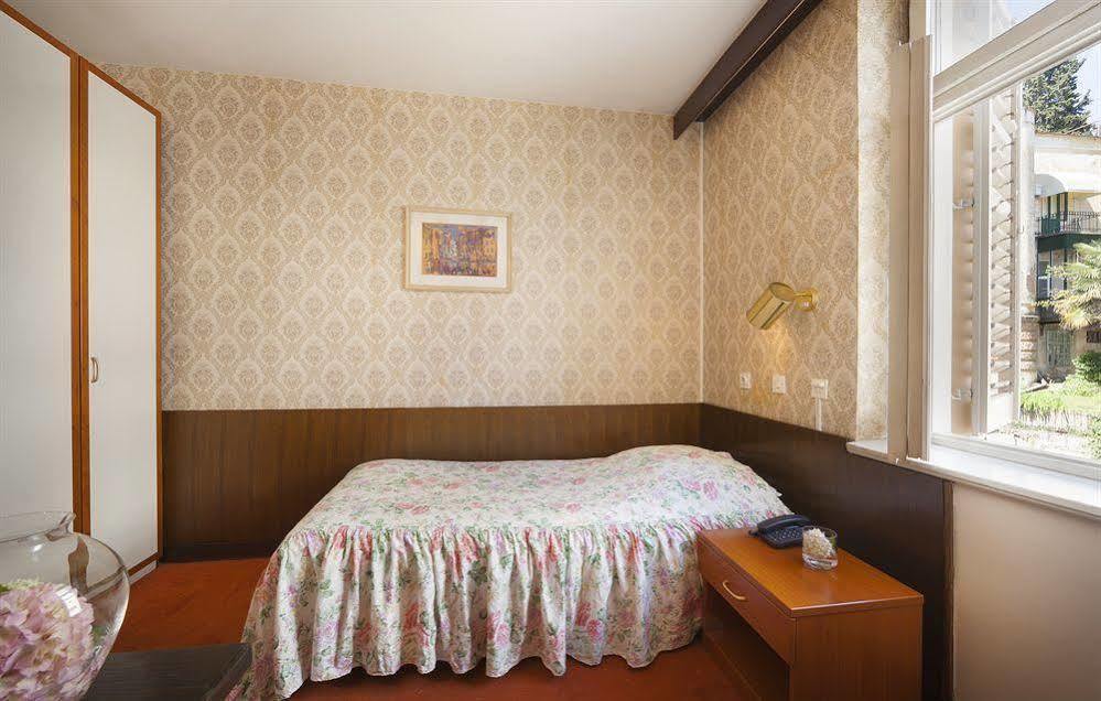 Hotel Lungomare Opatija - Liburnia エクステリア 写真